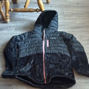 Columbia Black and Pink Puffer Jacket Lightweight Outdoor Style